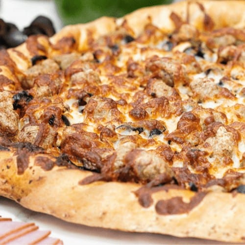 Macarthur Supreme Pizza.