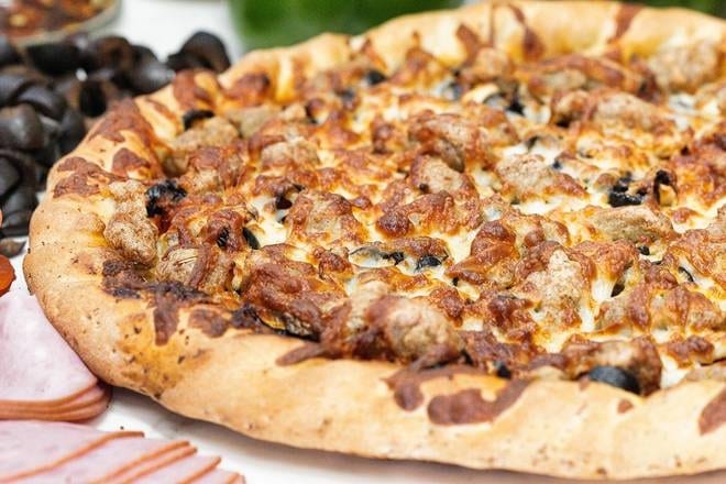 Macarthur Special Pizza.